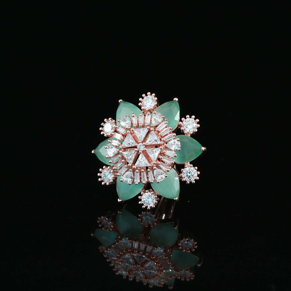 Buy Shimmery Curved Design Diamond Finger Ring in 18KT Rose Gold Online |  ORRA